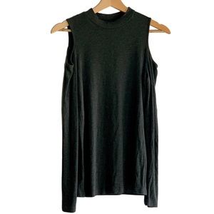 Banana Republic Lightweight Gray Cold-Shoulder Sweater